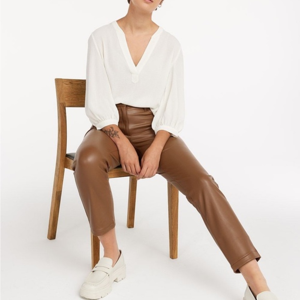 Thursday Women’s LIVE ✅ 8Pm EST - Picture 3 of 7
